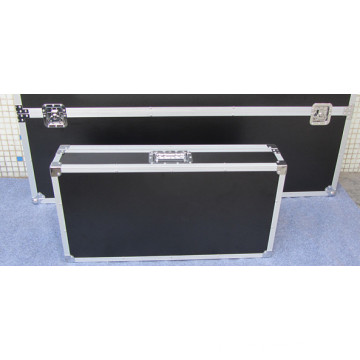 Pédale de guitare Flight Case Tapis / Velcro 783mm X 383mm (Hex) Pédale de guitare Swan Flight Case Tapis / Velcro 783mm X 3